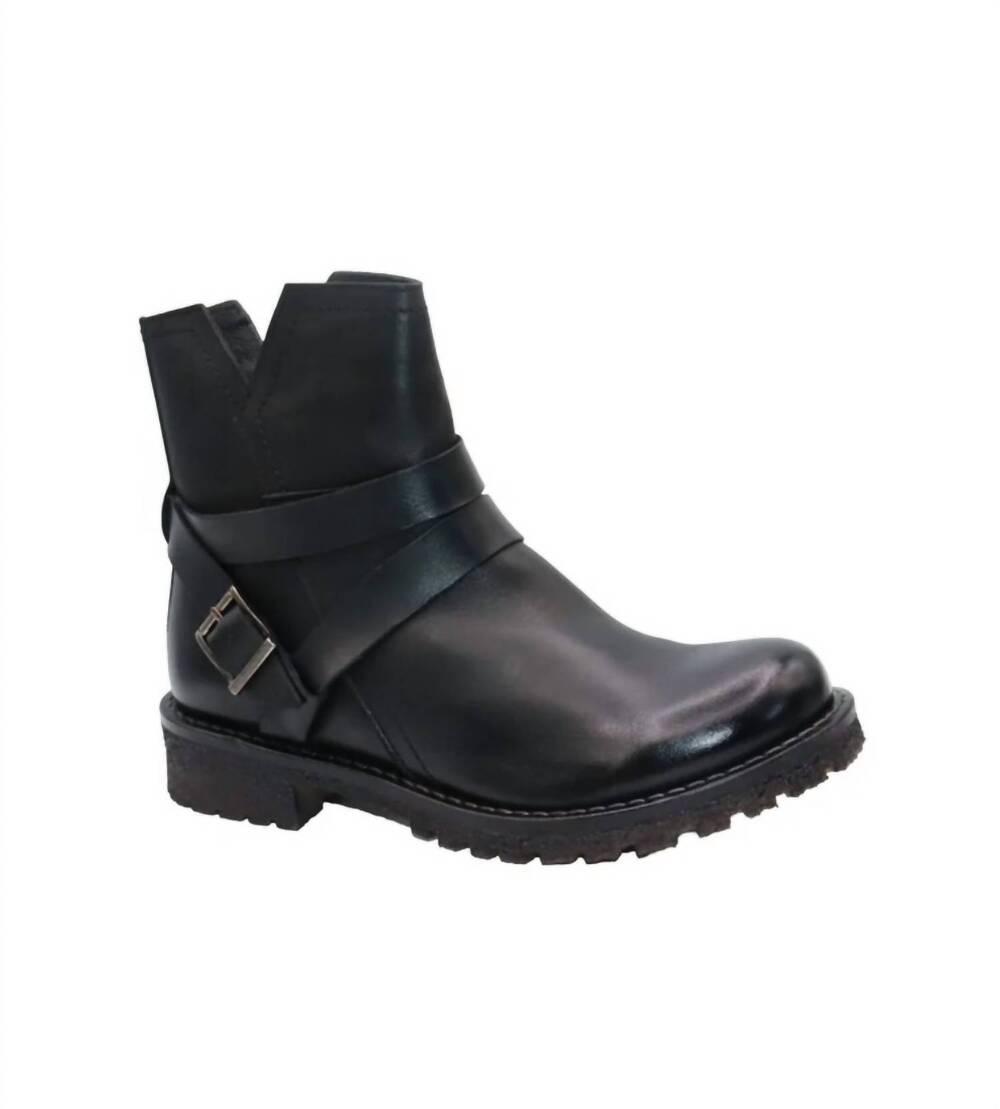 NEW ERIC MICHAEL women's carmen bootie in black